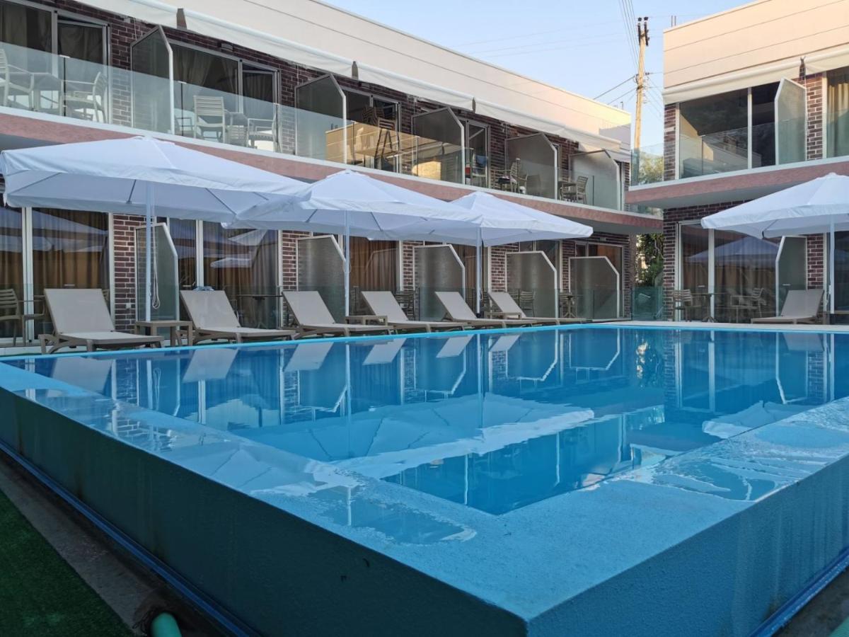 Hotel Capital Lux 3*